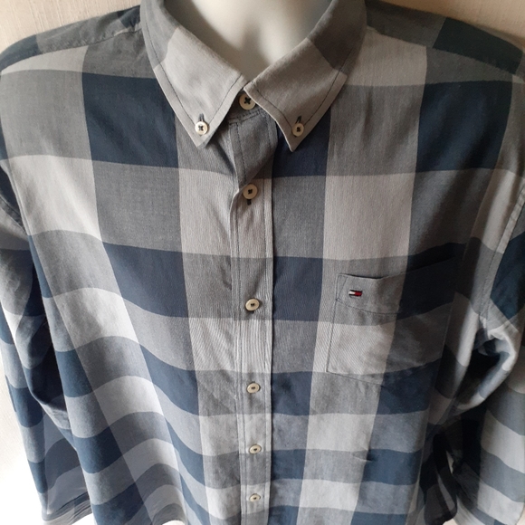 Tommy Hilfiger men's blue plaid long-sleeve button-down shirt size L - Picture 3 of 8